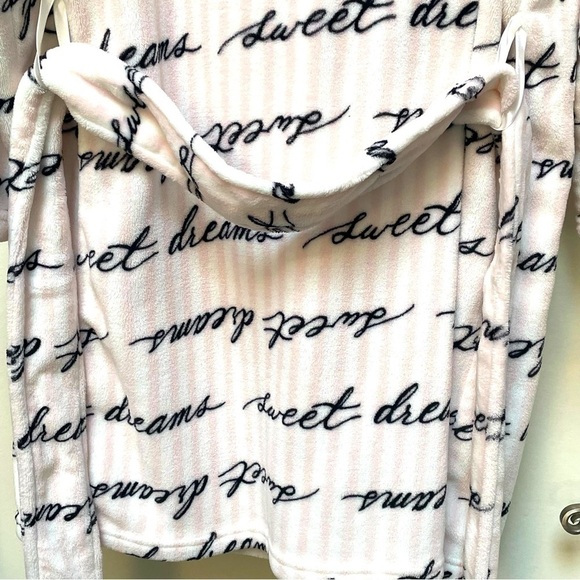 Victoria Secret Short Cozy Robe Size Medium/Large - Picture 5 of 8